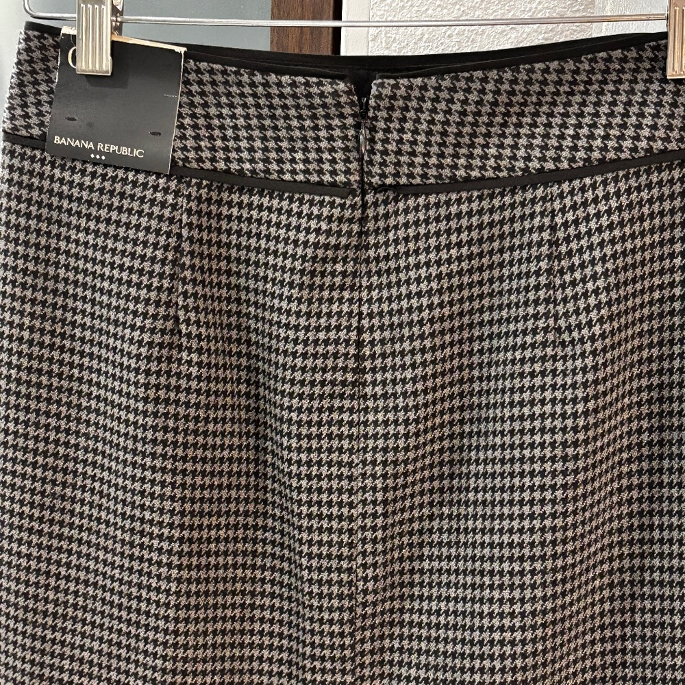 Banana Republic Knit Pencil Skirt - Black/Gray Houndstooth Size 0 - Picture 5 of 9